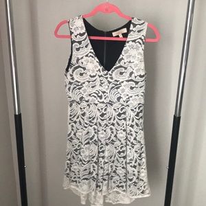 Monteau lace dress